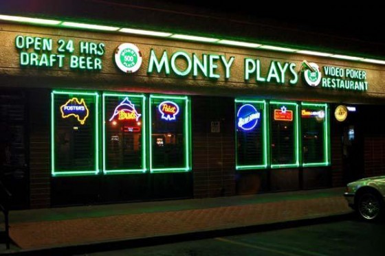 Name:  Las-Vegas-Open-Mic-Night-Money-Plays-560x373.jpg
Views: 1564
Size:  50.0 KB