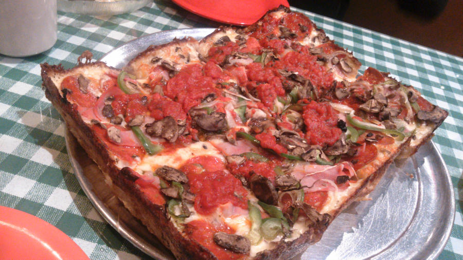 Name:  Cloverleaf pizza large supreme.jpg
Views: 1440
Size:  127.0 KB