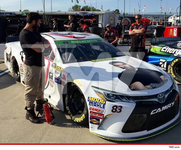Name:  0424-dan-bilzerian-nascar-tmz-4.jpg
Views: 2851
Size:  114.5 KB