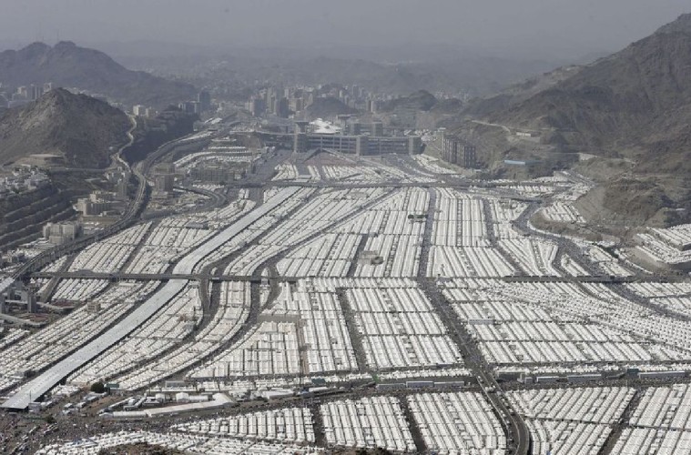 Name:  Saudi-Arabia-Tents-759x500.jpg
Views: 417
Size:  140.6 KB