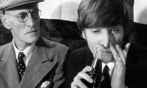 Name:  John Lennon sniffing coke.jpg
Views: 1450
Size:  31.8 KB