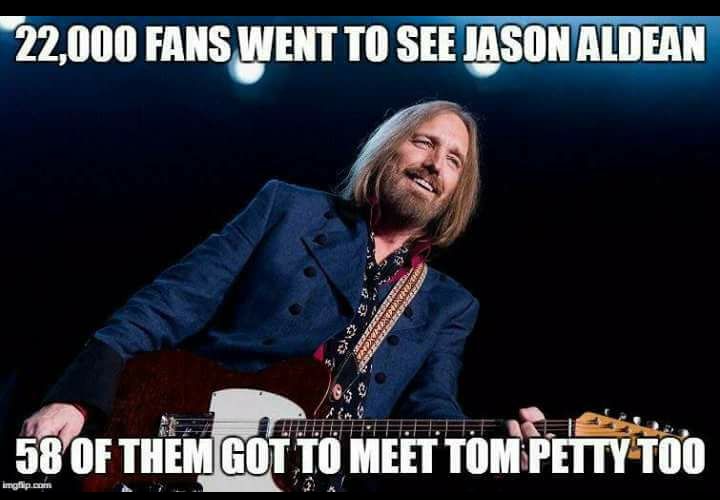 Name:  Tompetty.jpg
Views: 439
Size:  36.7 KB