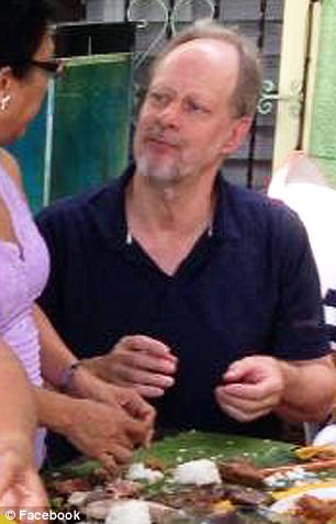 Name:  44FF919B00000578-4951334-Mystery_Stephen_Paddock_64_had_booked_himself_into_the_a_hotel_i-a-4_15.jpg
Views: 424
Size:  26.0 KB