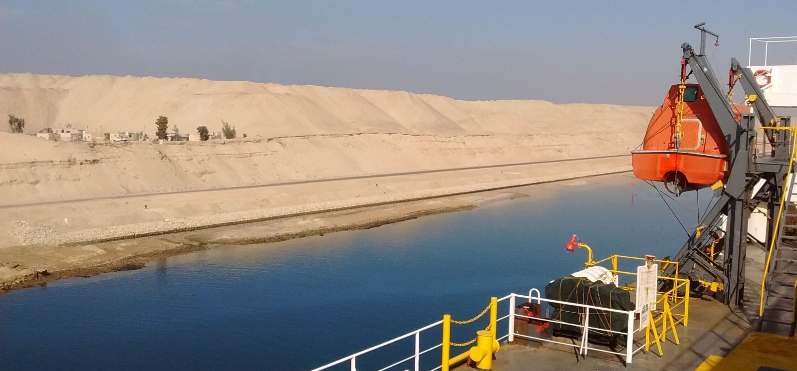Name:  suez4.JPG
Views: 473
Size:  158.9 KB