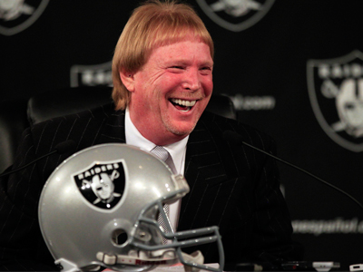 Name:  raiders-owner-mark-davis-says-team-could-be-headed-to-los-angeles.jpg
Views: 1177
Size:  76.6 KB