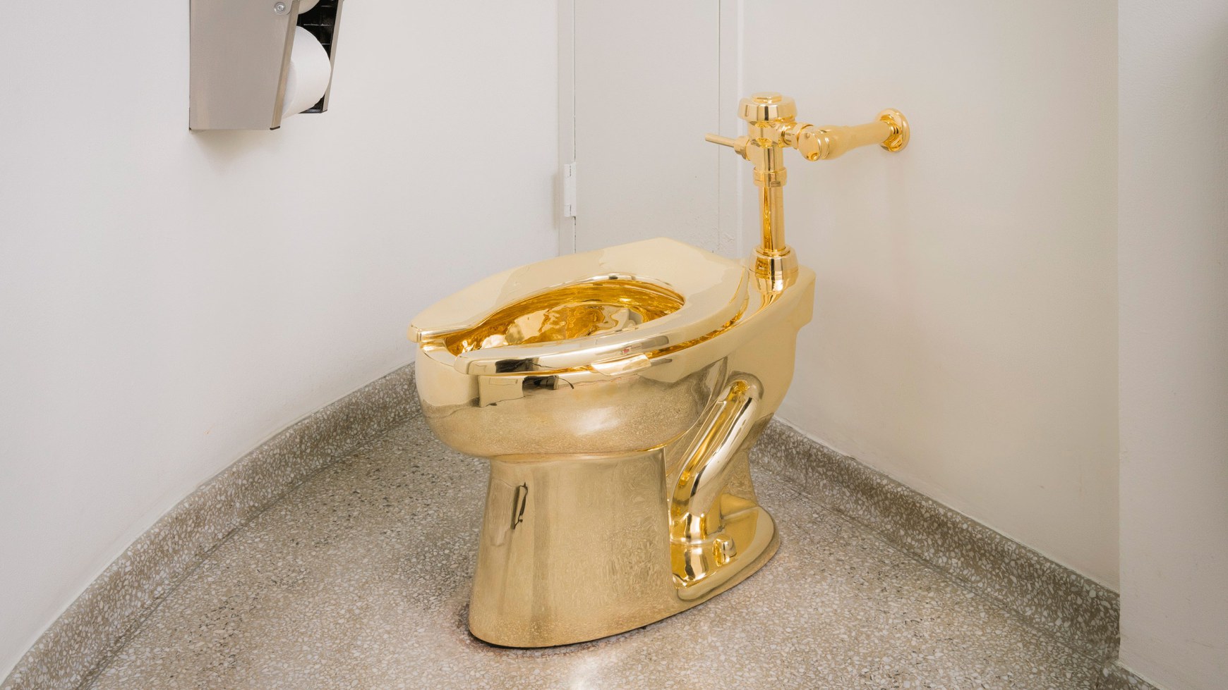 Name:  installation-maurizio-cattelan-america-ph003.jpg
Views: 541
Size:  235.5 KB