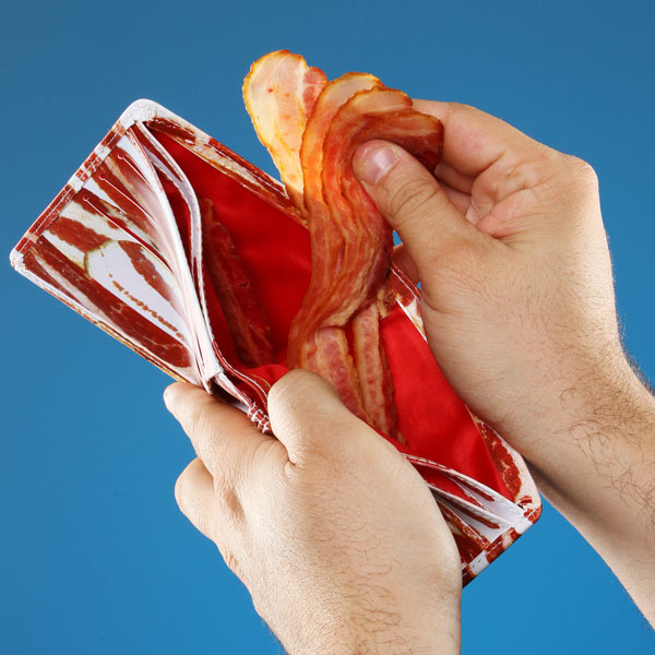 Name:  e63a_bacon_wallet_inhand.jpg
Views: 345
Size:  68.0 KB
