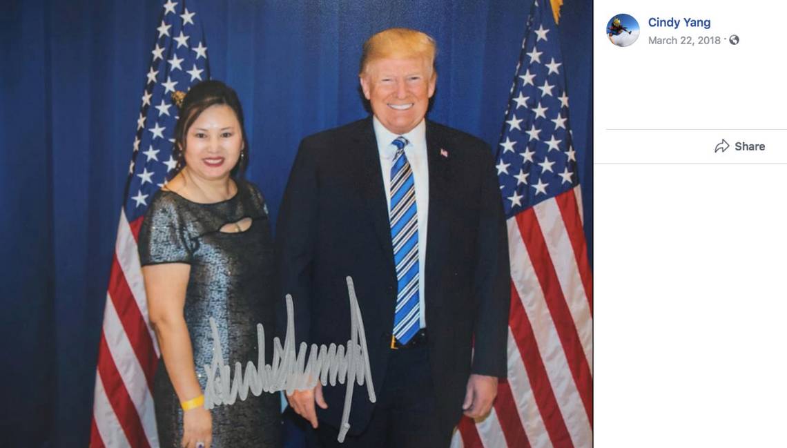 Name:  CindyandthePresident.jpg
Views: 815
Size:  60.1 KB
