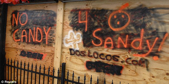 Name:  HalloweenCanceledNewYork_558.jpg
Views: 383
Size:  66.4 KB
