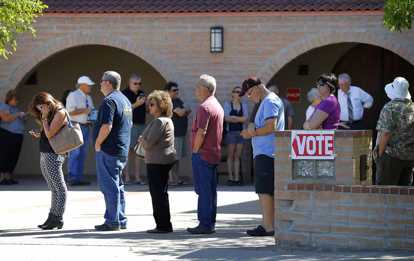 Name:  Arizona_voting_AP_img.jpg
Views: 499
Size:  124.1 KB