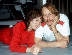Name:  mackenzie-phillips-john-phillips.jpg
Views: 622
Size:  24.8 KB