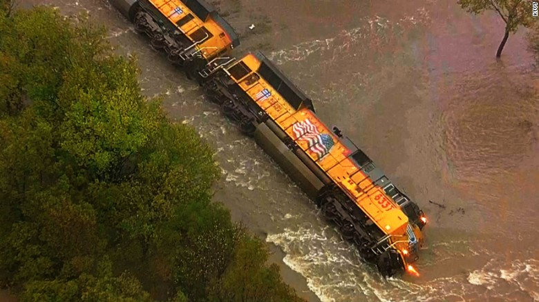 Name:  train-derail.jpg
Views: 189
Size:  101.2 KB