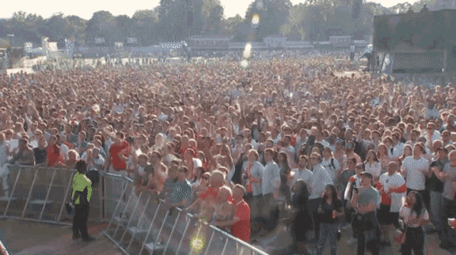 Name:  72DA1955-2D59-4B6E-A940-3389017F5D93.gif
Views: 310
Size:  3.92 MB