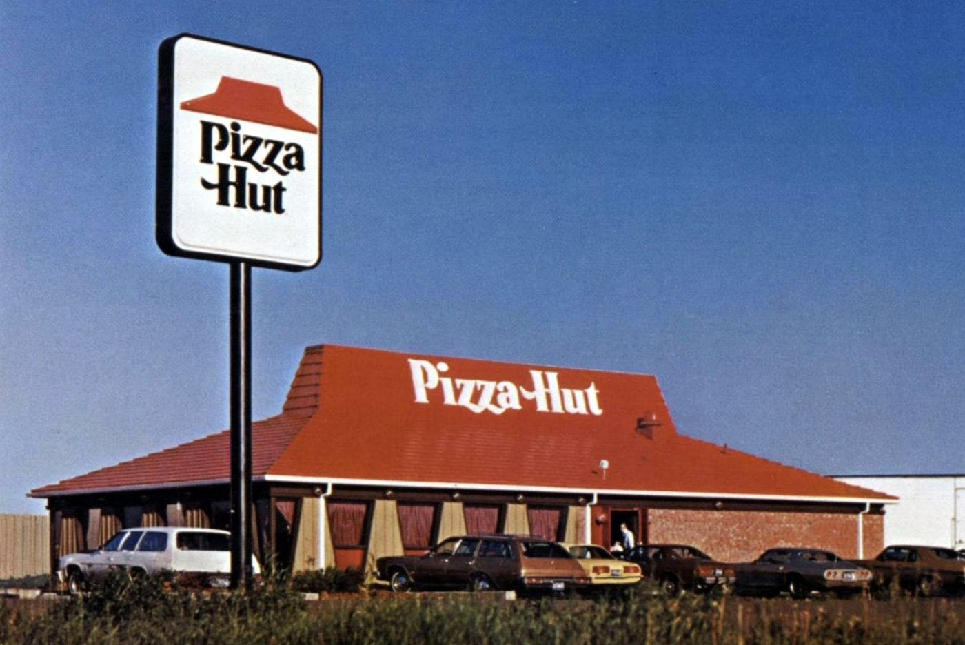 Name:  Vintage-Pizza-Hut-restaurants-and-foods-from-the-70s.jpg
Views: 235
Size:  155.5 KB