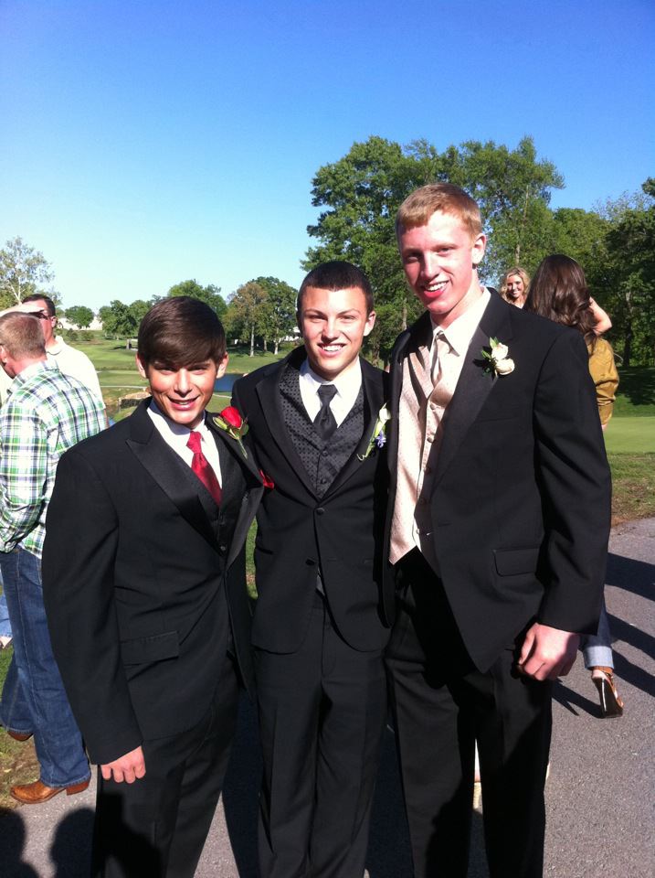 Name:  ZachProm.jpg
Views: 420
Size:  95.5 KB
