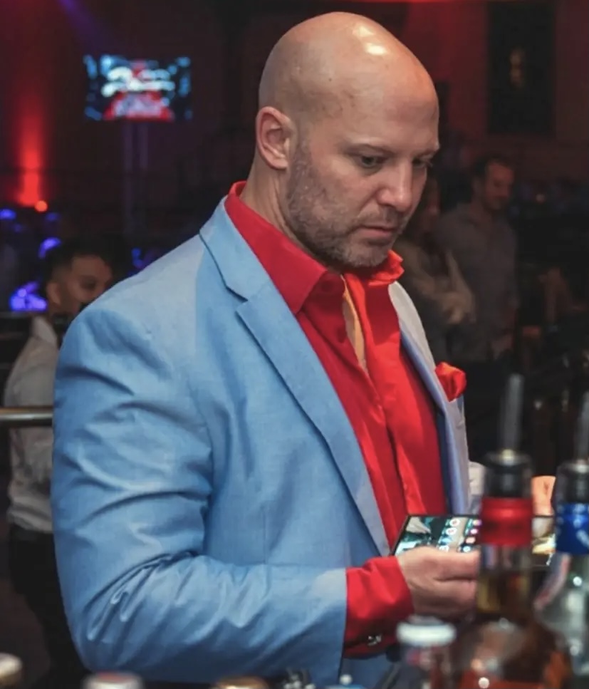 Name:  ChrissyWrinkledBlueSuit.jpeg
Views: 0
Size:  143.1 KB