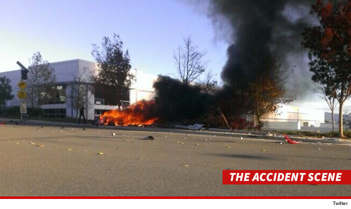 Name:  1130-paul-walker-accident-scene-twitter-3.jpg
Views: 391
Size:  72.3 KB