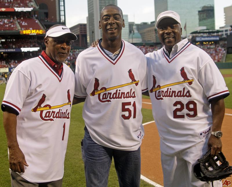 Name:  ozzie-smith-willie-mcgee-vince-coleman-2011-8-26-21-41-34.jpg
Views: 1384
Size:  82.0 KB