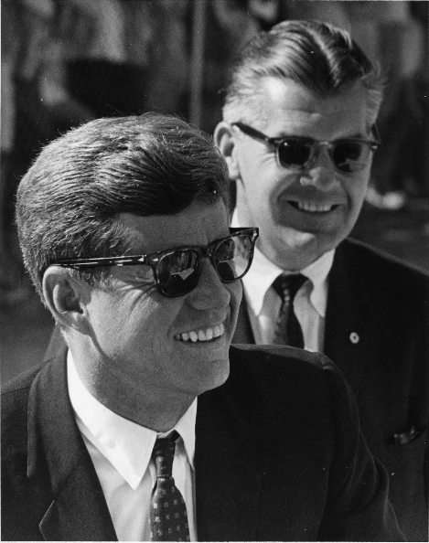 Name:  Screenshot_2019-09-27 president kennedy at DuckDuckGo.png
Views: 905
Size:  385.8 KB