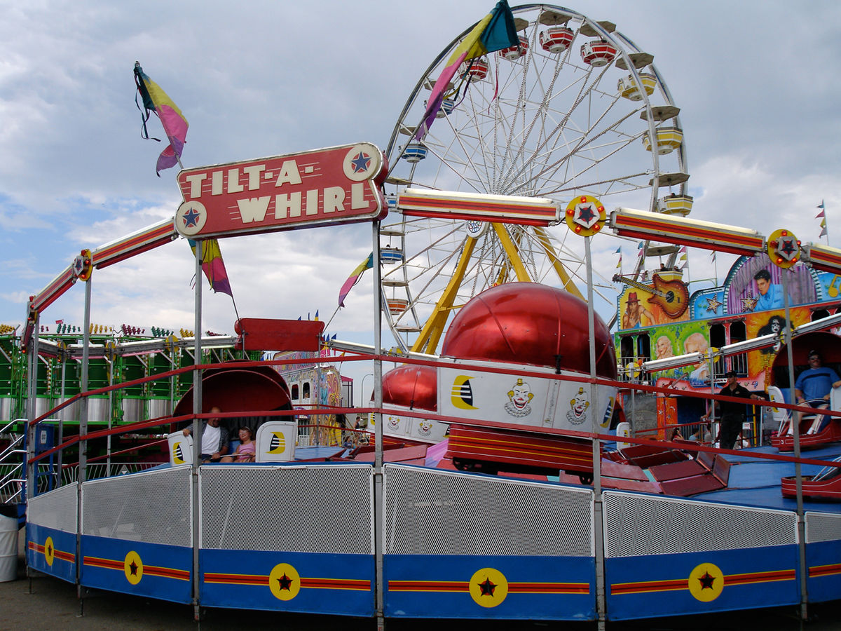 Name:  1200px-Tilt-A-Whirl_in_Saskatchewan.jpg
Views: 343
Size:  288.0 KB