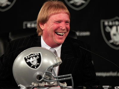 Name:  raiders-owner-mark-davis-says-team-could-be-headed-to-los-angeles.jpg
Views: 813
Size:  76.6 KB