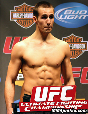 Name:  rory-macdonald-2.jpg
Views: 1352
Size:  59.3 KB