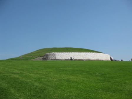 Name:  Newgrange Tomb.jpg
Views: 450
Size:  23.5 KB