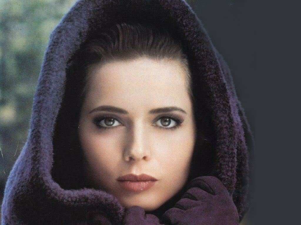 Name:  Isabella_Rossellini_009.jpg
Views: 613
Size:  79.4 KB