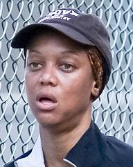 Name:  Tyra_Banks_without_makeup.jpg
Views: 3299
Size:  13.5 KB